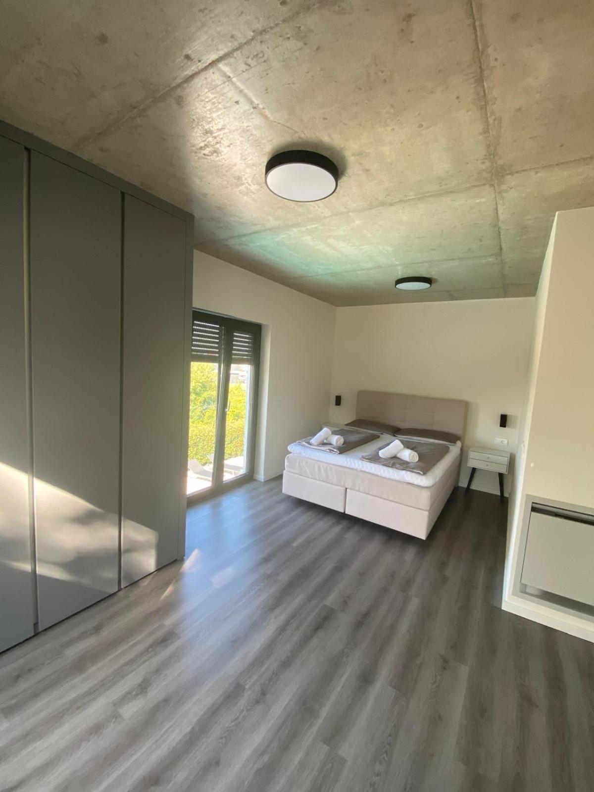 Villa Lujo Porec Funtana Exterior photo